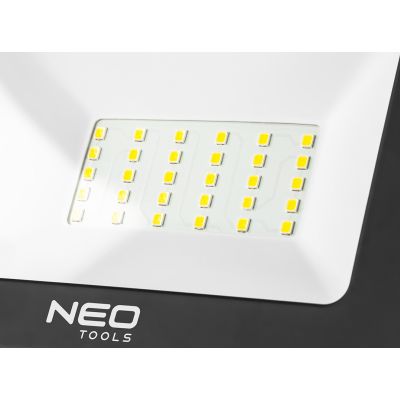 Halogen Naświetlacz LED 30W SMD 2700lm + statyw budowlany GTX (99-059)