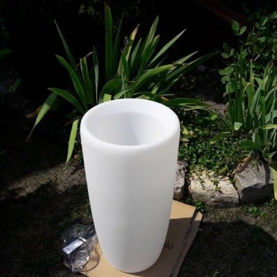 Nowodvorski lampa stojąca zewnętrzna (świecąca donica) Flowerpot M E27 biała 9712 (9712)